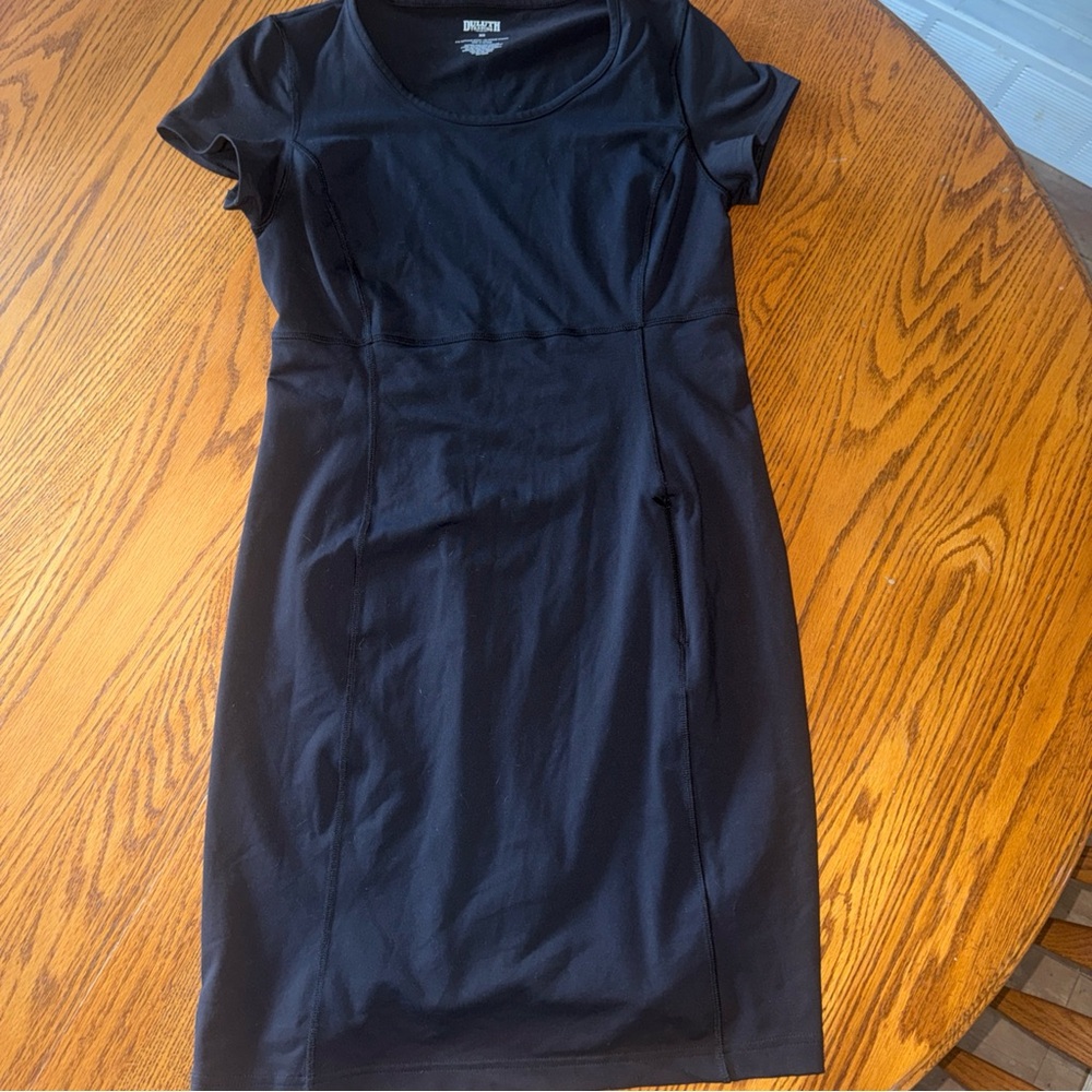 Duluth Trading Co Black Nooga Short-Sleeve Midi Sheath Dress